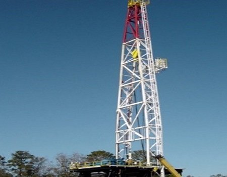 BRAND NEW 2000HP x 1,300,000 lbs. HOOK LOAD LAND DRILLING RIG